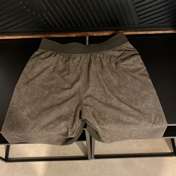 Lululemon THE Shorts 9” - Picture 2 of 5